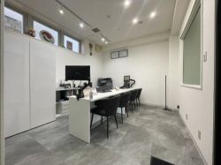 Repos Home 神戸三宮店の写真