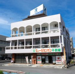 株式会社てぃーだカンカン不動産名護店 株式会社てぃーだカンカン不動産名護店の写真