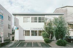 ファミリーステージ 株式会社（トチスマ・ショプ熊本中央店）の写真