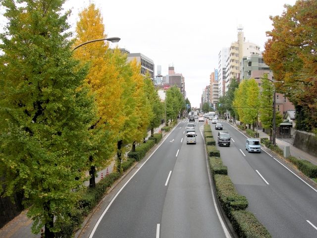 東京