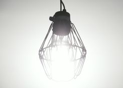 LED電球を使っていますか?