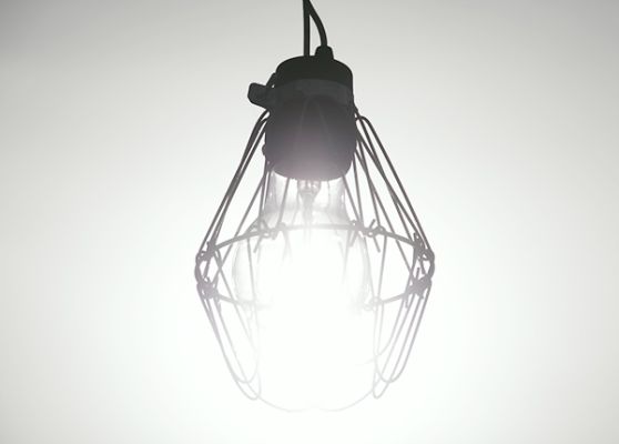 LED電球を使っていますか?