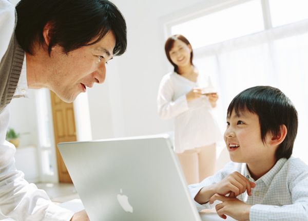 自宅のインターネット回線はなんですか?