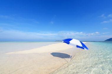 沖縄に外国人観光客が人気の理由とは?