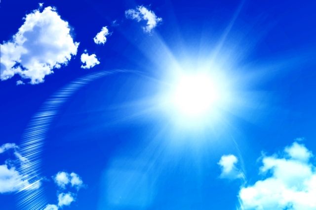 天窓から入る夏の日差し