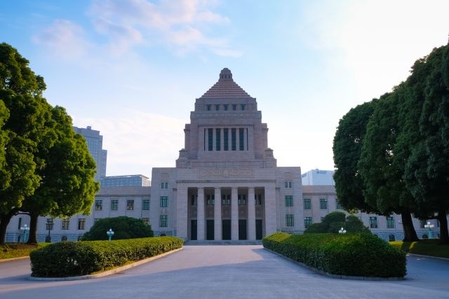 民泊に関する法律を決めた国会