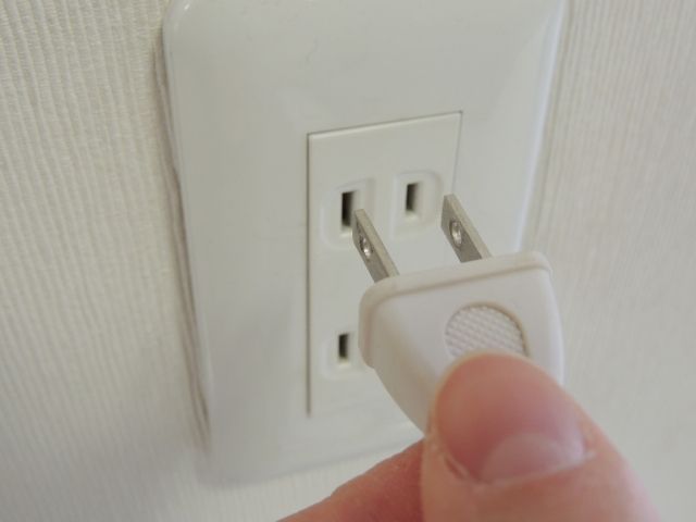 節電のために抜いたプラグ