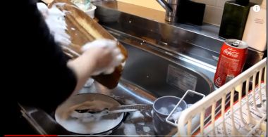 毎日 お皿 洗う