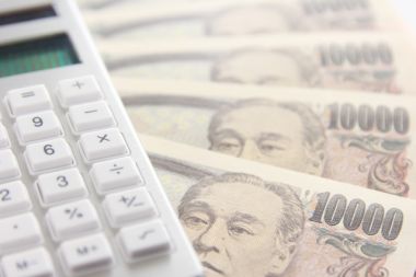 不動産業界　ボーナス　基準　金額