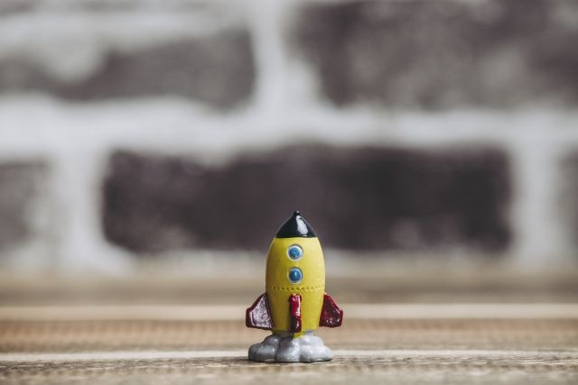そもそも月や惑星を販売している会社はどこ?
