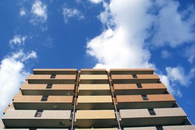【2021最新】今後のマンション価格の動向は?マンションの買い時もご紹介!