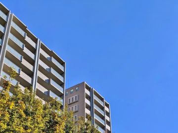 どっちがお得?マンションを賃貸に出すか売却するか