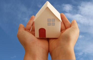 「そうだ、持ち家を売ろう!」と思ったら。初めての不動産売却でまずやるべきこととは?