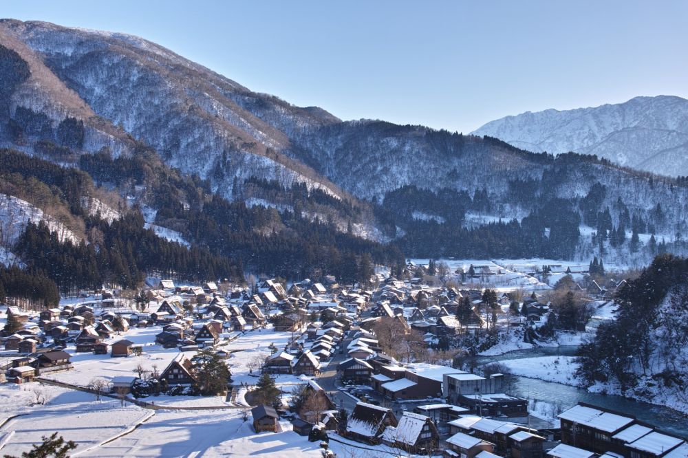 白川郷：日本の原風景を残す集落