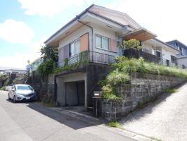 桜ケ丘町中古住宅5DK（土地面積77.73坪）の画像