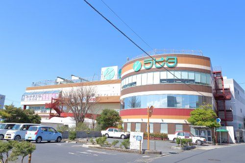 ラピタ本店の画像