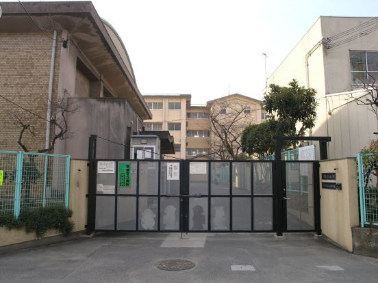  北山本小学校の画像