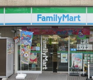 ファミリーマート新田三丁目店の画像