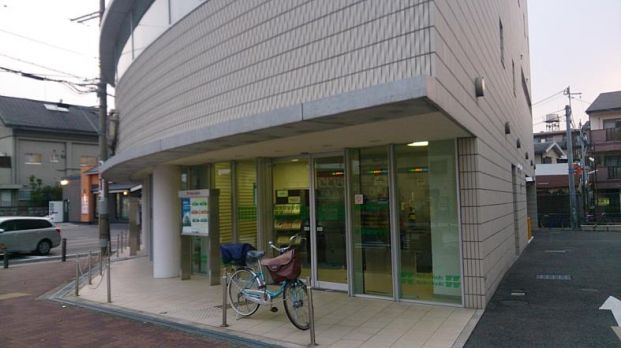 京都銀行 鴻池新田支店の画像