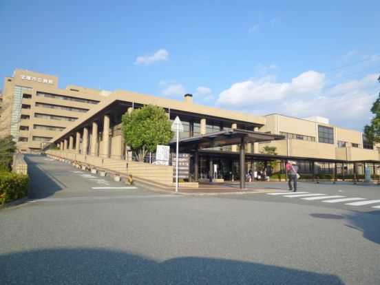 宝塚市立病院の画像