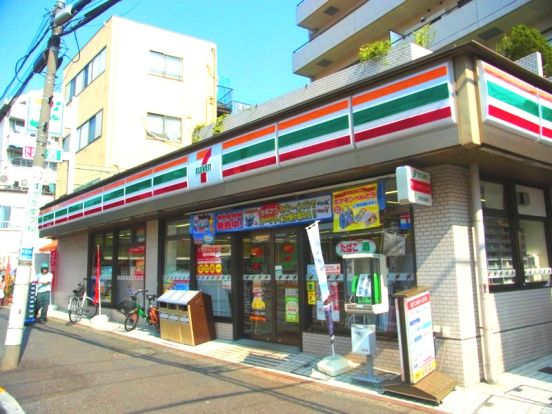 セブンイレブン南台店の画像