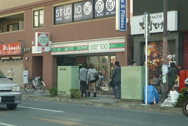 STORE100「横浜曙町」の画像