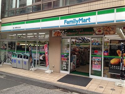 ファミリーマート鶴ヶ峰駅北口店の画像