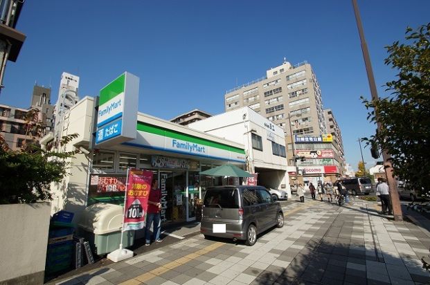 ファミリーマート　鶴見中央4丁目店の画像