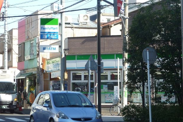 ファミリーマート　広屋蒔田店の画像