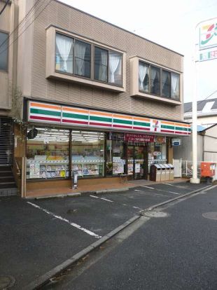 セブンイレブン「横浜井土ヶ谷上町店」の画像