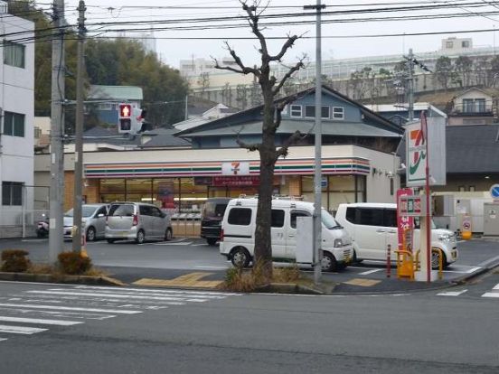 セブンイレブン「横浜永田東3丁目店」の画像