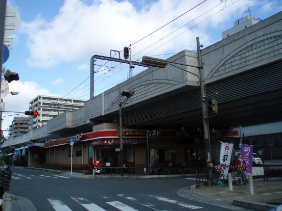 ガスト　阪急岡町駅前店の画像