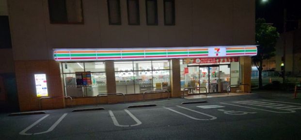 セブンイレブン 大分中央町4丁目店の画像