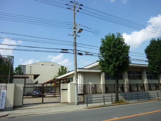 大阪市立　今津中学校の画像