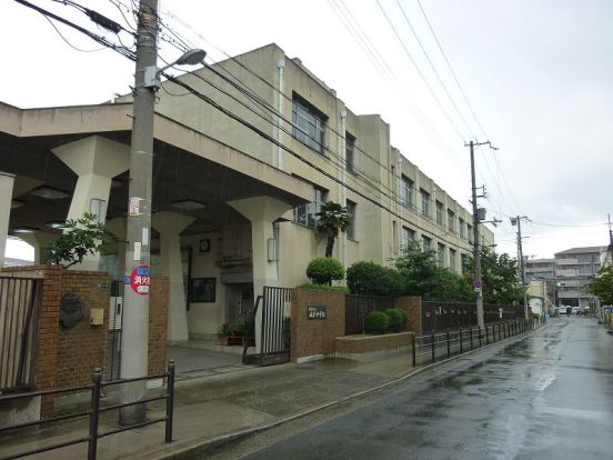 大阪市立 城東中学校の画像