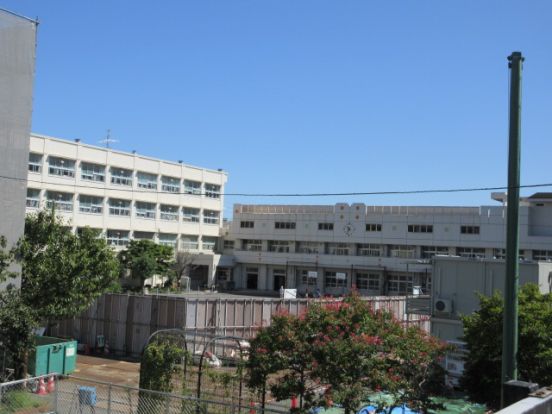 横浜市立坂本小学校の画像