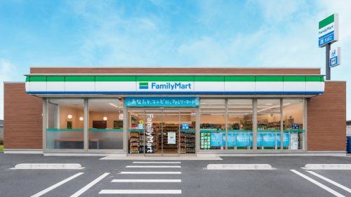 ファミリーマート 北巽駅西店の画像