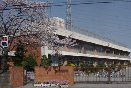 川口市立里小学校の画像