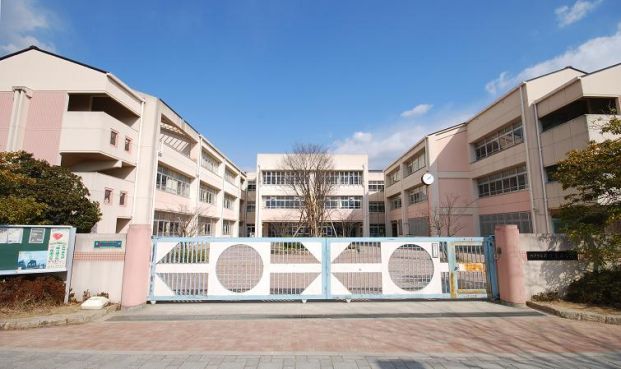 神戸市立 井吹東小学校の画像