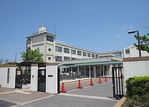 堺市立 英彰小学校の画像
