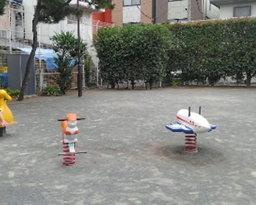 世田谷四丁目公園の画像