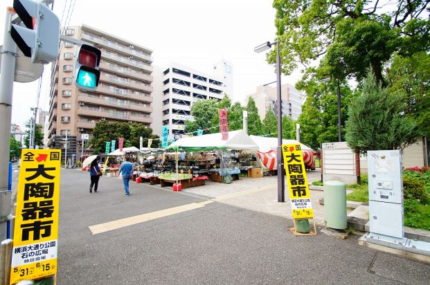 横浜大通り公園の画像