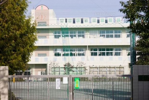 三鷹市立 高山小学校の画像