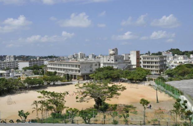 那覇市立 石嶺小学校の画像