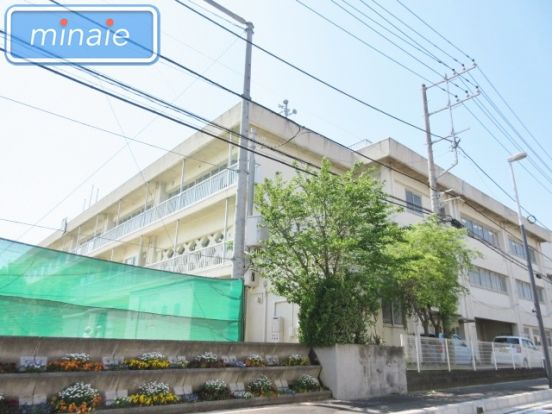 習志野市立 谷津小学校の画像