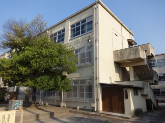 京都市立 上賀茂小学校の画像