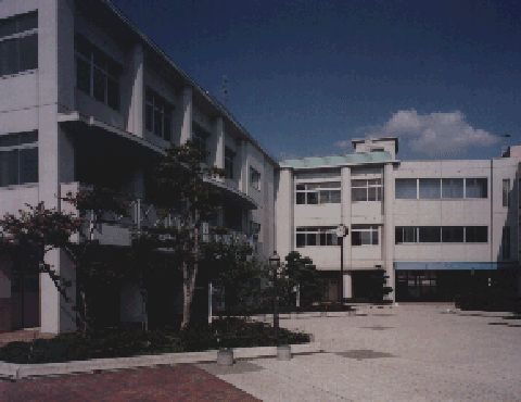 大阪市立 松虫中学校の画像