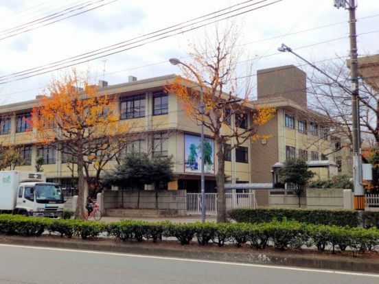 京都市立 北野中学校の画像