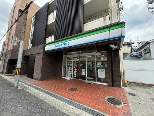 ファミリーマート 東大阪近江堂店の画像