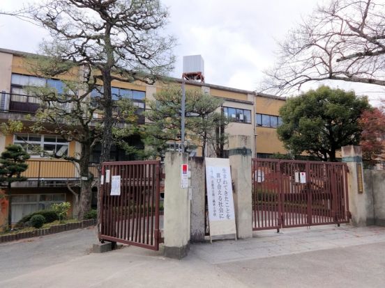 京都市立 第三錦林小学校の画像